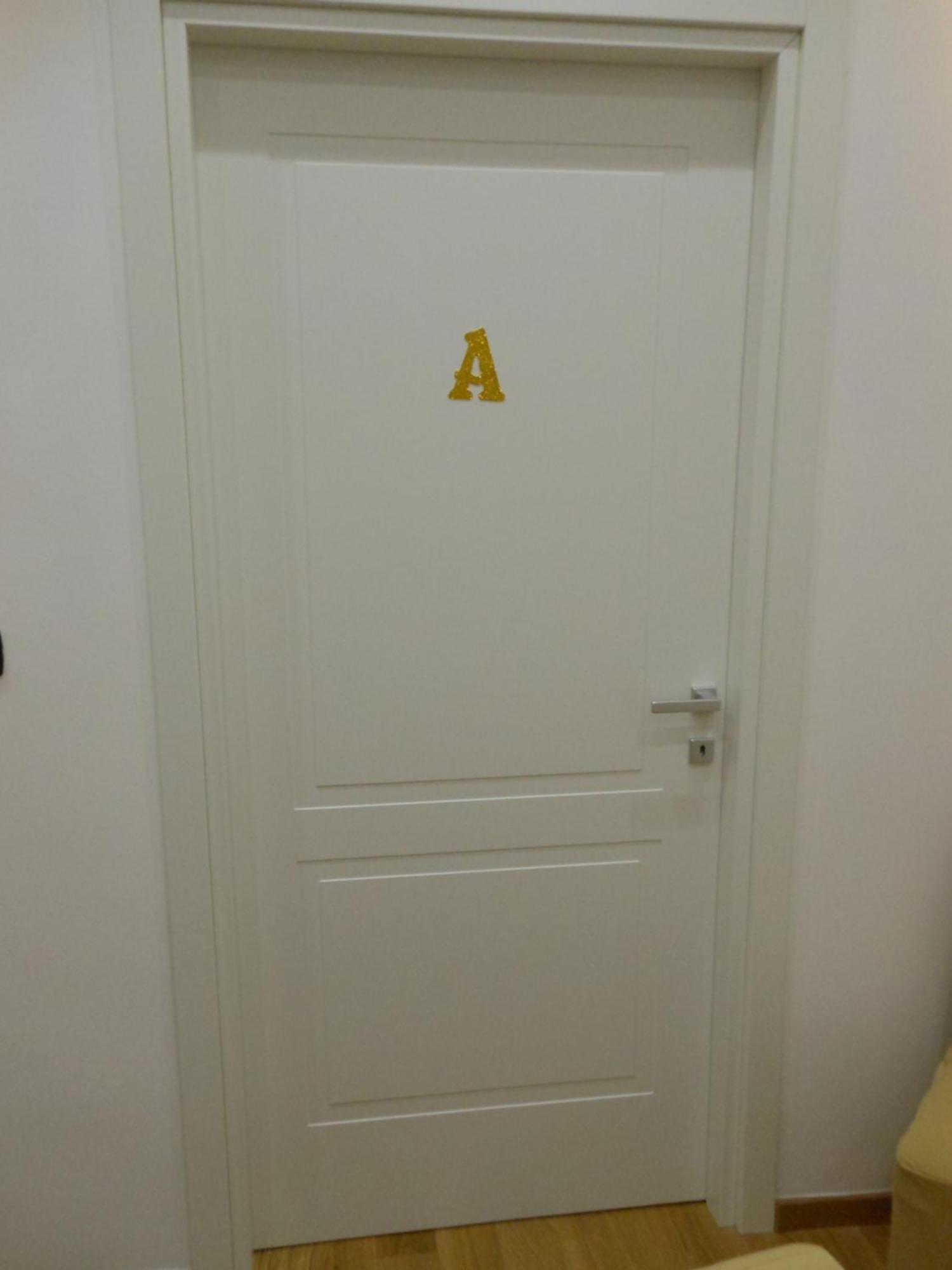 New Rooms Center Bari Exteriör bild